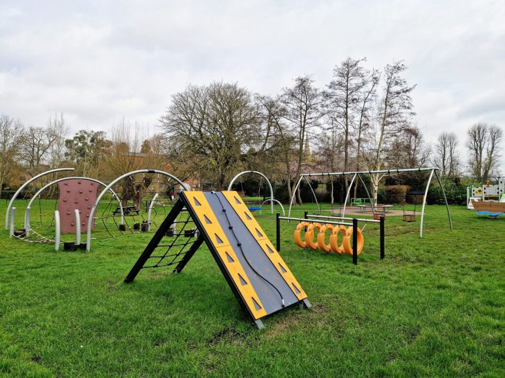 Play equipment